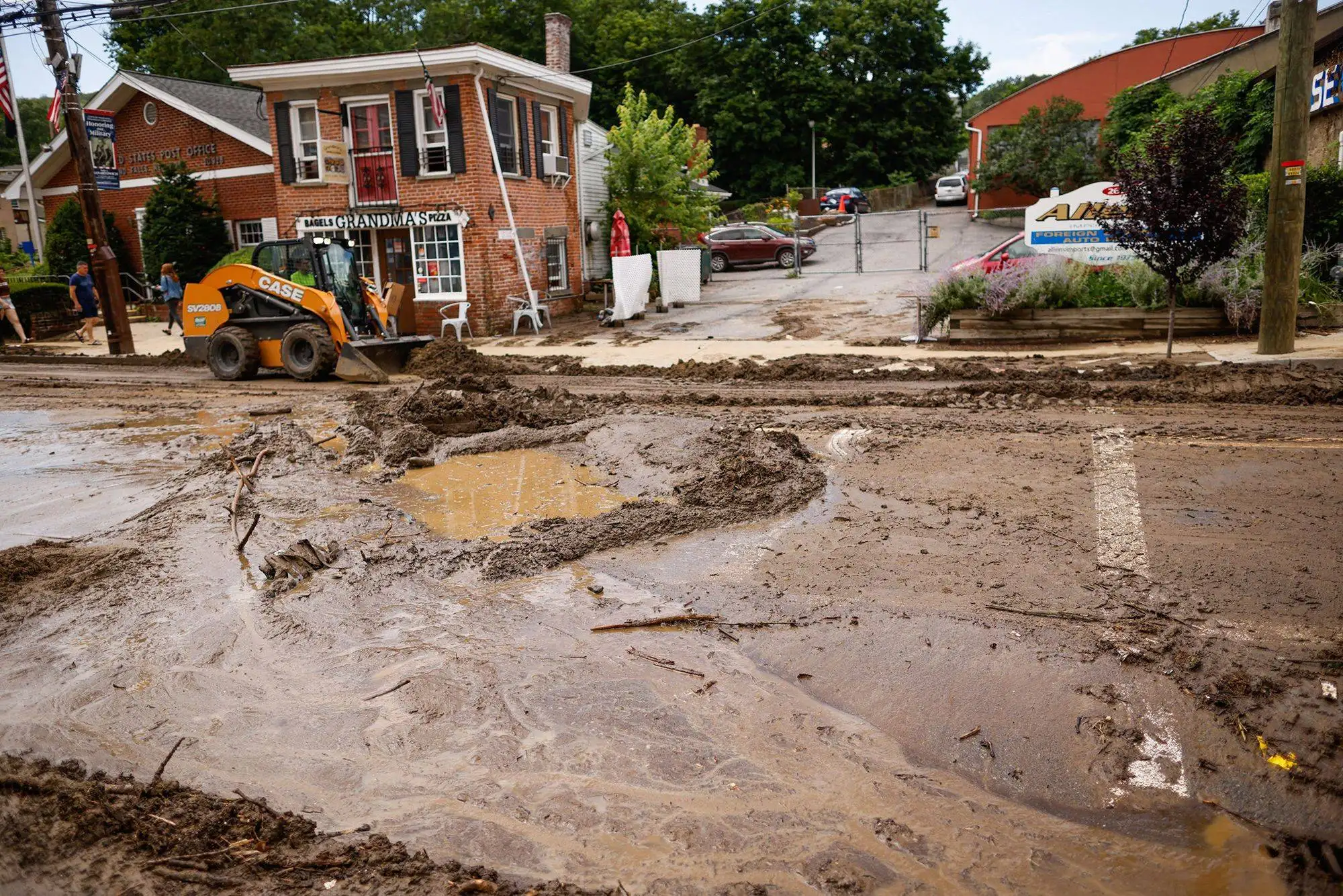 Does Home Insurance Cover Water Main Break in Uk